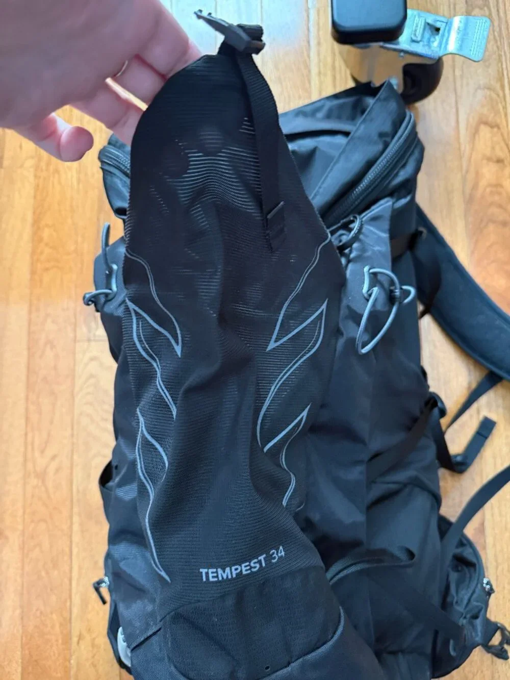 Osprey Tempest 34 Black Hiking Backpacking Backpack - Picture 4 of 15